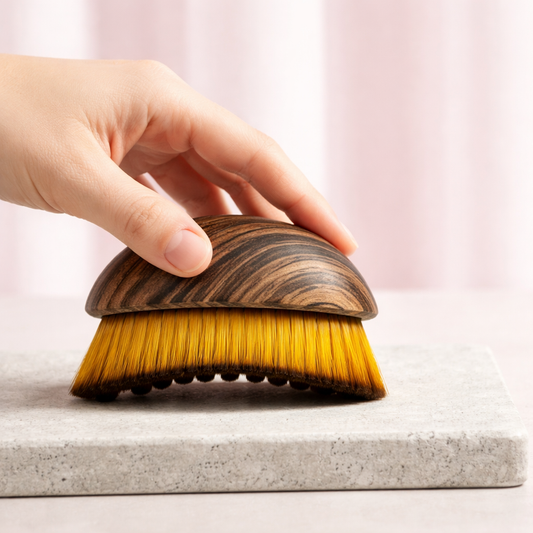 GLEAM BRUSH